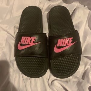Nike slides